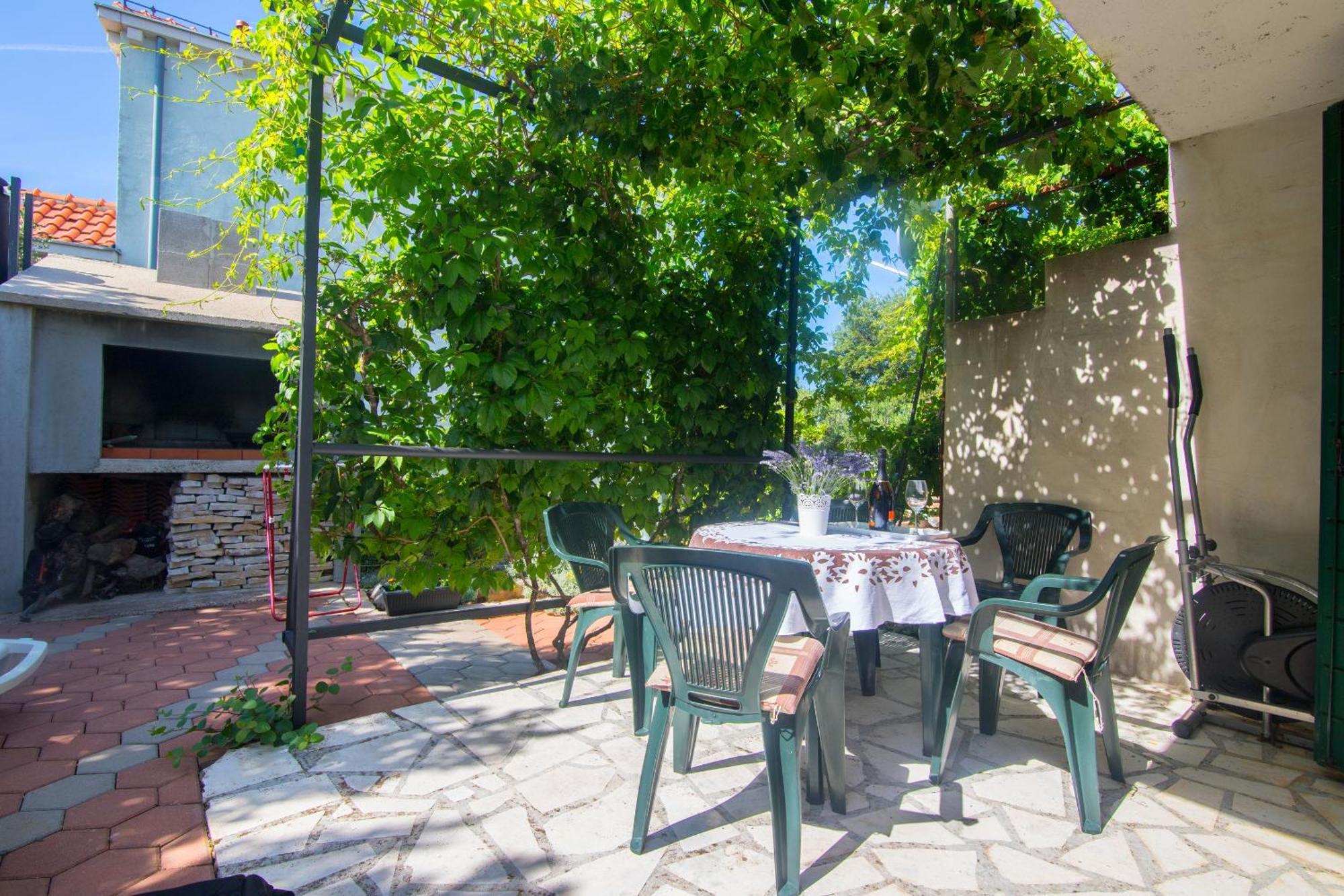 Apartment Josipa Vinišće Esterno foto
