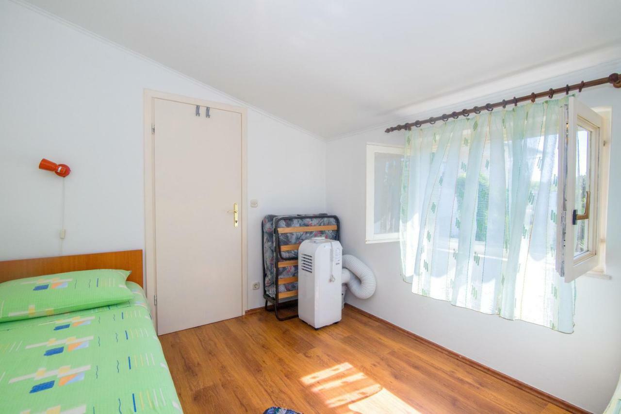 Apartment Josipa Vinišće Esterno foto